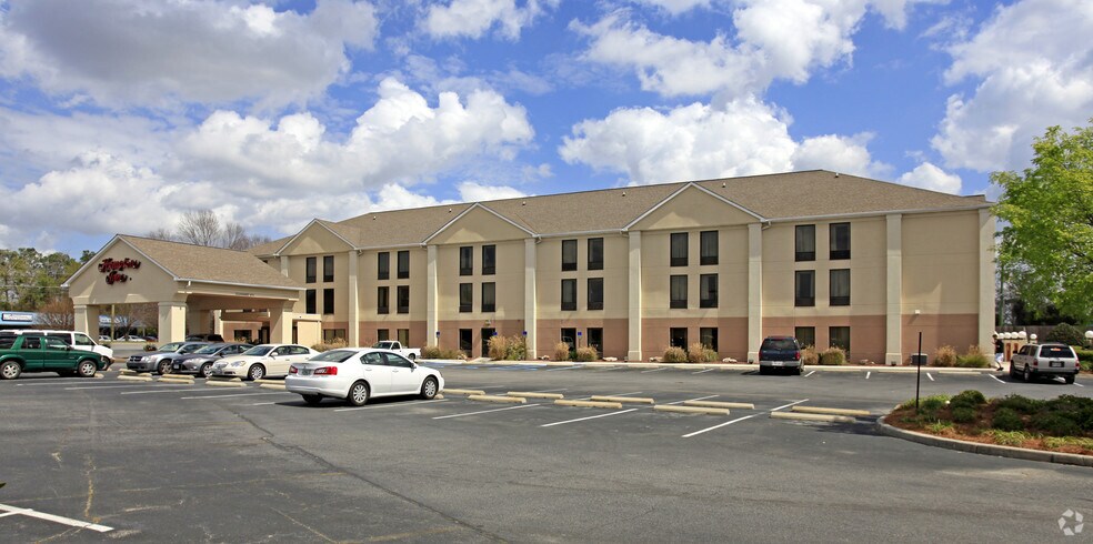 More Photos Of 1950 E Ga-122, Thomasville Hotel For Sale