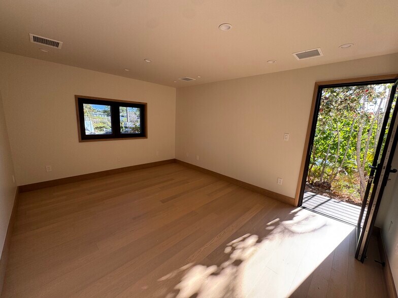 More Photos Of 1476 S Kihei Rd, Kihei Office Residential For Lease