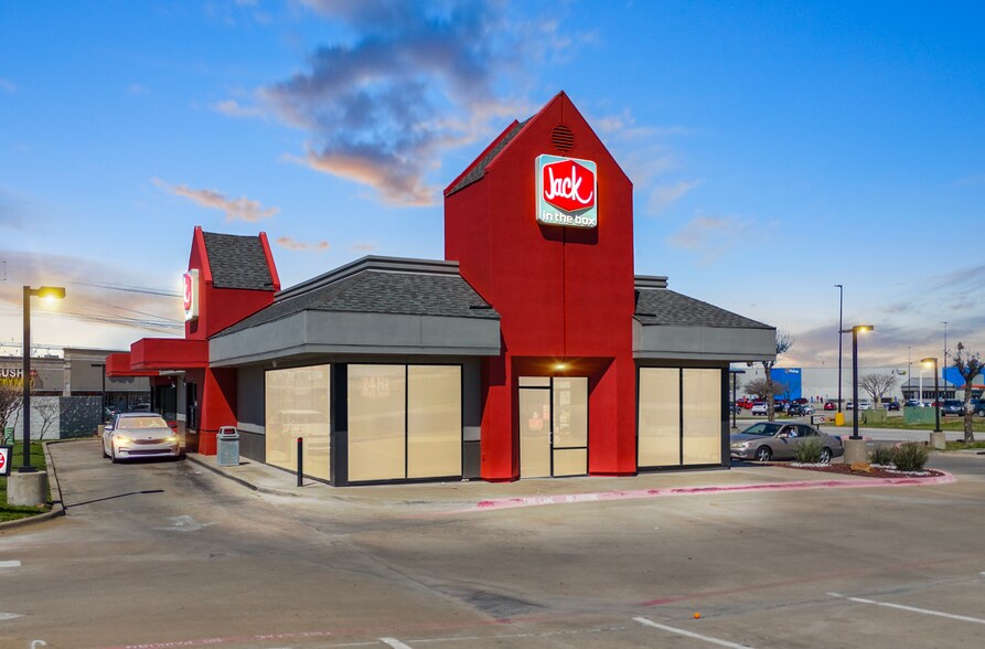 Primary Photo Of 4683 E Highway 121, The Colony Fast Food For Sale