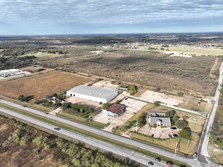 More Photos Of 1980 SW Wilshire Blvd, Burleson Warehouse For Sale