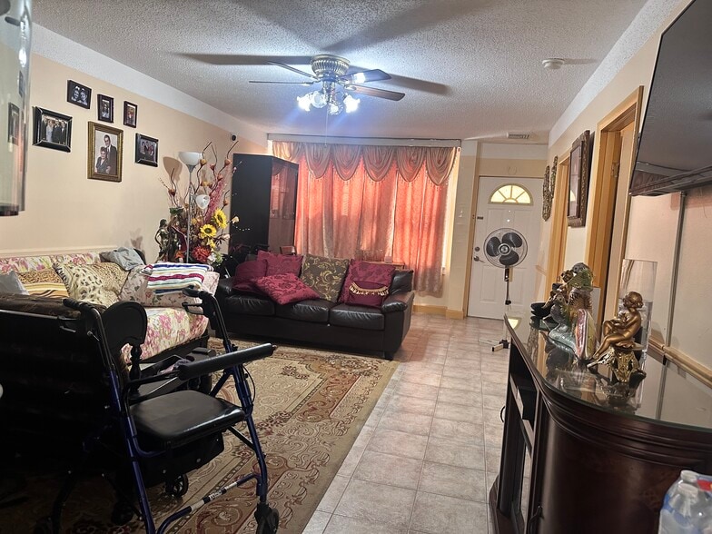 More Photos Of 1701 New York Ave, Union City Apartments For Sale