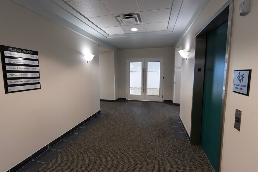 More Photos Of 65 E Wadsworth Park Dr, Draper Office For Lease