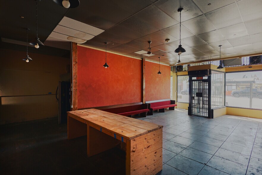 More Photos Of 5567-5577 Figueroa St, Los Angeles Storefront Retail Office For Lease