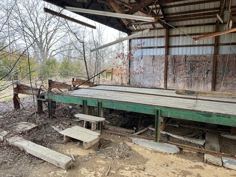 More Photos Of 3016 Highway 81, Fall Branch Land For Sale