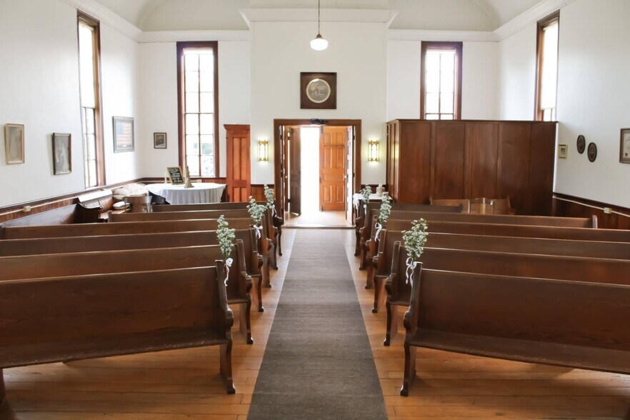 More Photos Of W8832 WI-96, Hortonville Religious Facility For Sale