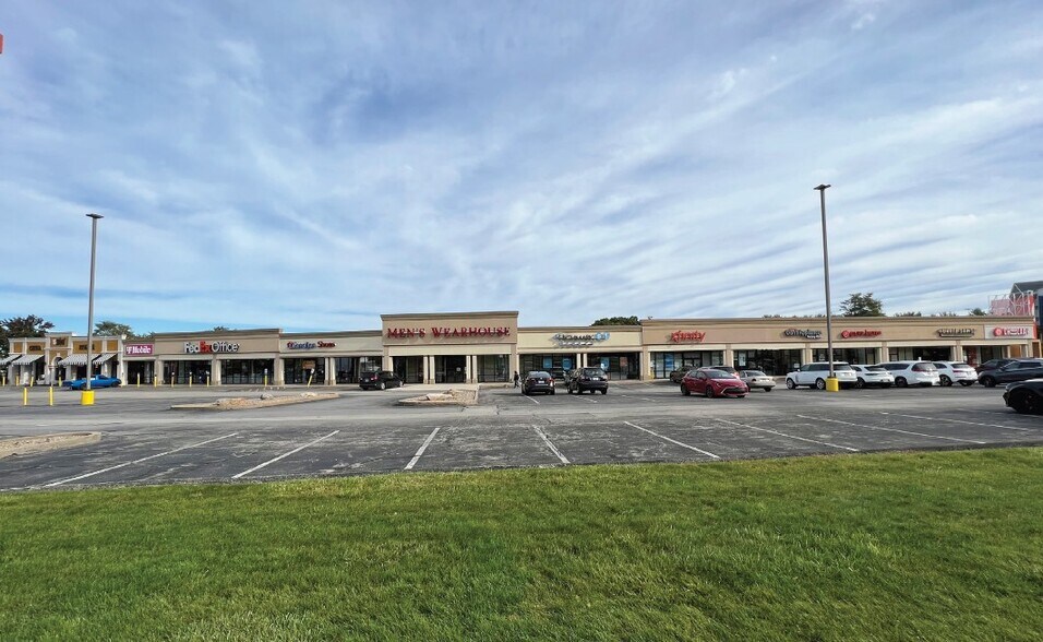 Primary Photo Of 211-225 Summit Park Dr, Pittsburgh Storefront For Lease