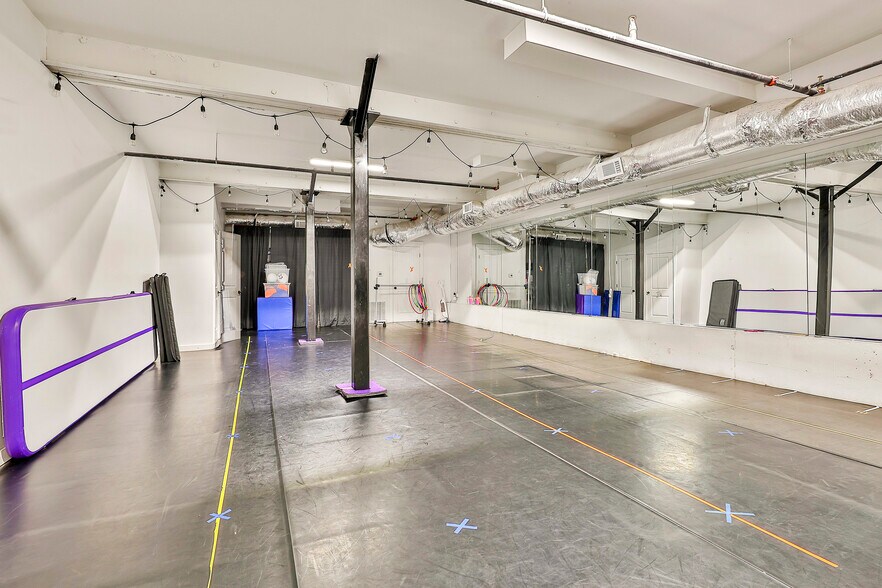 More Photos Of 34-36 Madison St, Newnan Storefront For Lease