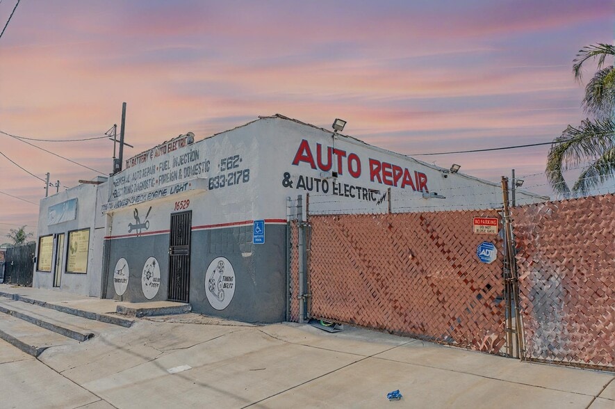 More Photos Of 16529 Lakewood Blvd, Bellflower Auto Repair For Sale