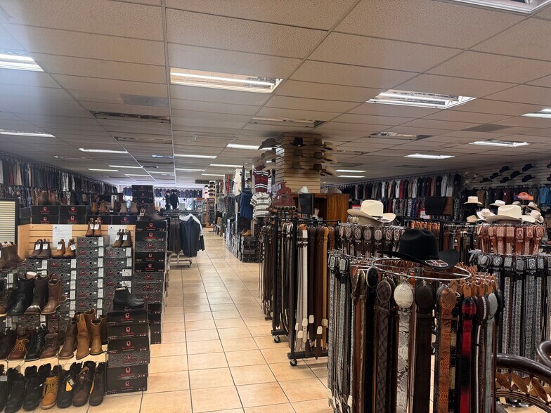 More Photos Of 10723 Valley Mall, El Monte Freestanding For Sale