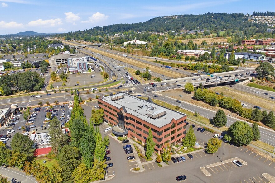 More Photos Of 12550 SE 93rd Ave, Clackamas Office For Lease