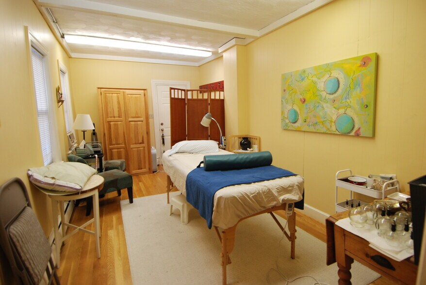 More Photos Of 1197 Adams St, Dorchester Medical For Lease