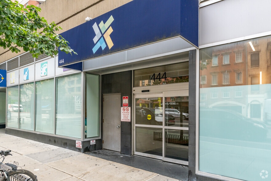 More Photos Of 444 2nd Ave, New York Apartments For Lease