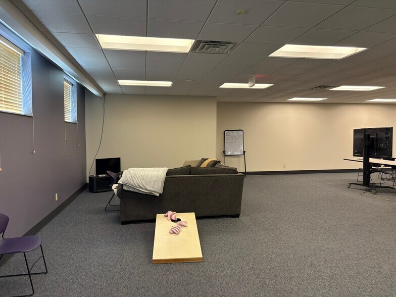 More Photos Of 60267 Century Dr, Cassopolis Office For Lease