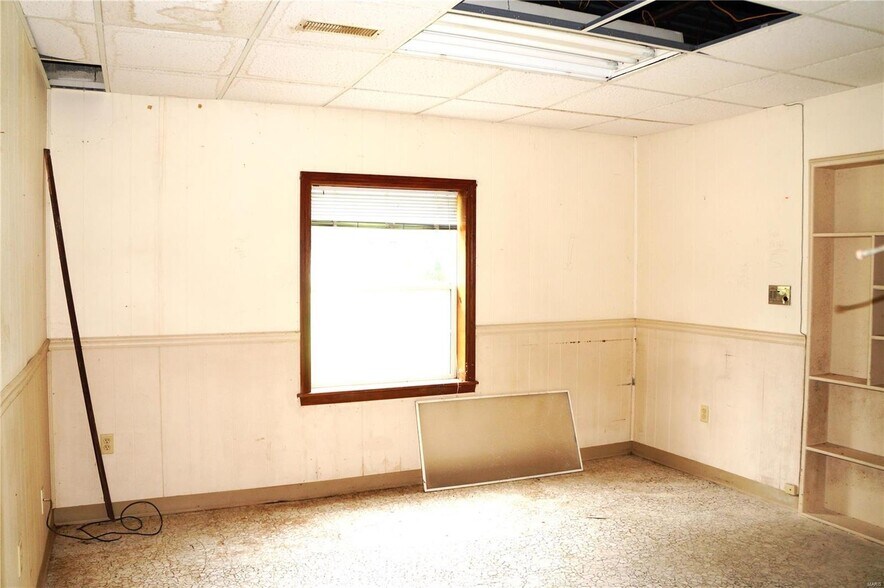 More Photos Of 919 S Jackson St, Kennett Assisted Living For Sale