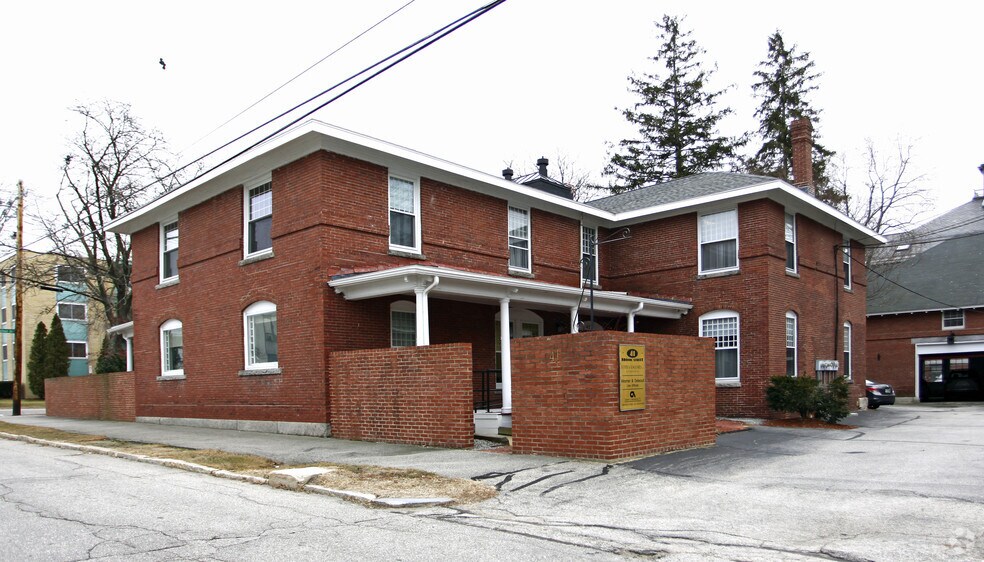 More Photos Of 41 Brook St, Manchester Office Residential For Sale