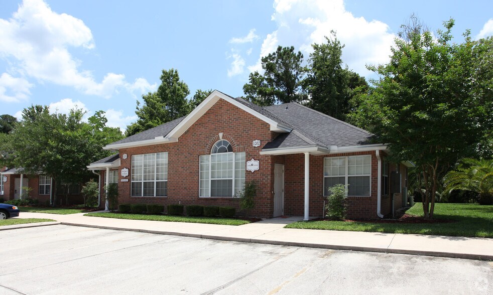 Primary Photo Of 8883 Perimeter Park Blvd, Jacksonville Medical For Lease