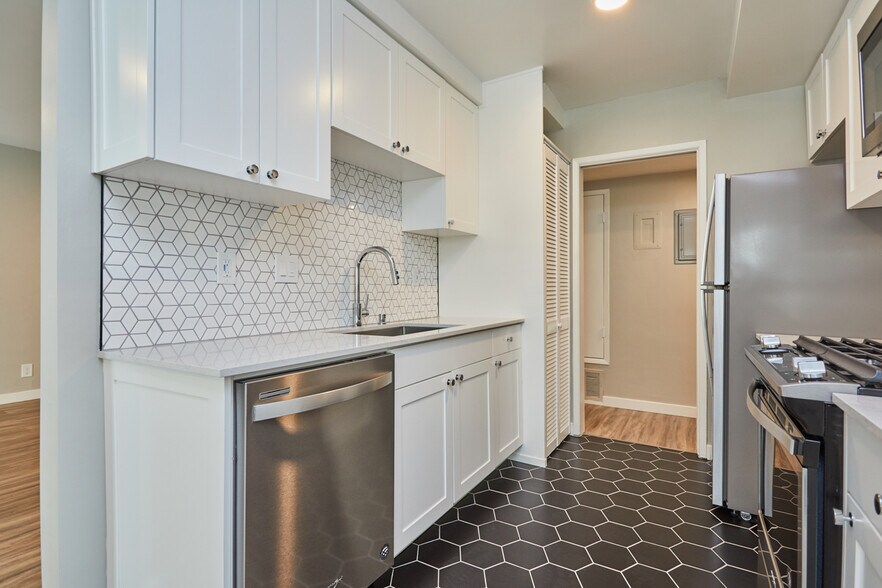 More Photos Of 3804 Evans St, Los Angeles Apartments For Sale