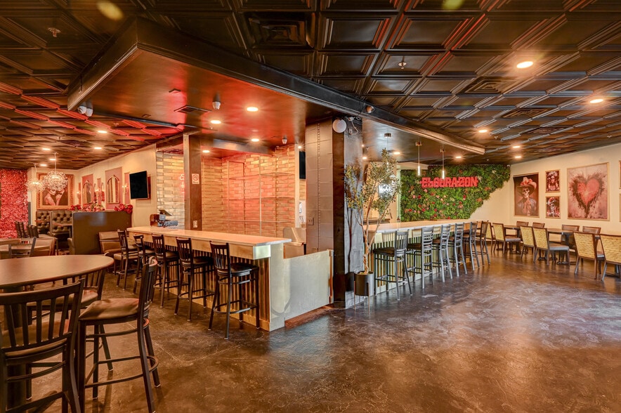 More Photos Of 4375 S Buffalo Dr, Las Vegas General Retail For Sale