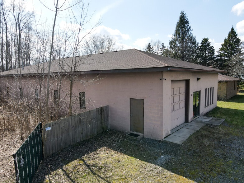 More Photos Of 50 Hojack Park, Rochester Warehouse For Sale