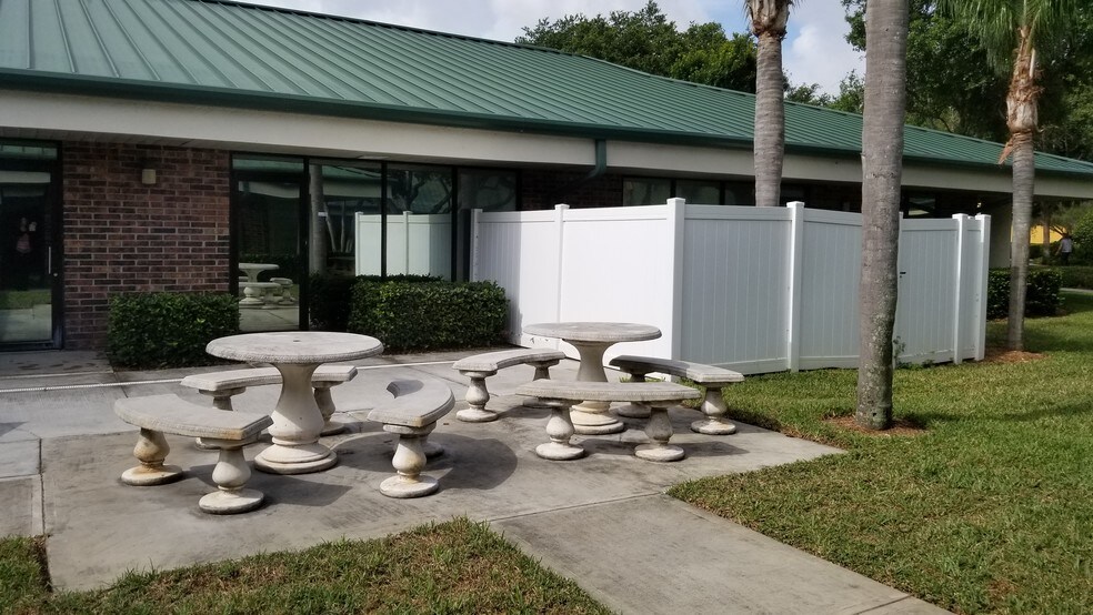 More Photos Of 4525 140th Ave N, Clearwater Loft Creative Space For Lease