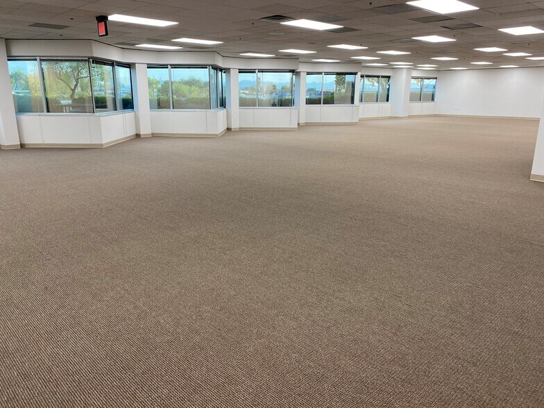 More Photos Of 4130 E Van Buren St, Phoenix Office For Lease
