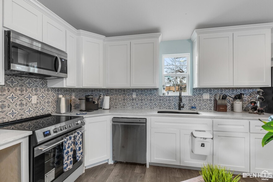 More Photos Of 405 W Gilbert St, Henrietta Hospitality For Sale