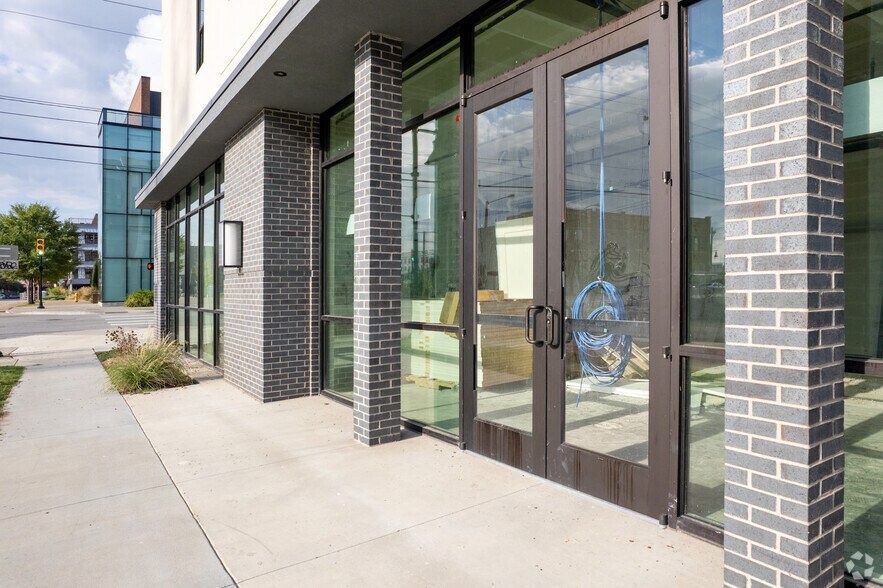 Primary Photo Of 111 S Greenwood Ave, Tulsa Apartments For Lease