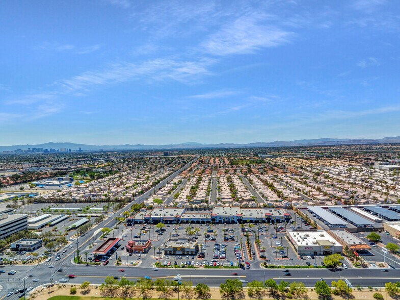 More Photos Of 7399 W Lake Mead Blvd, Las Vegas Auto Repair For Lease