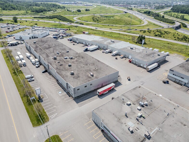 More Photos Of 3240 Av Watt, Québec Light Distribution For Lease