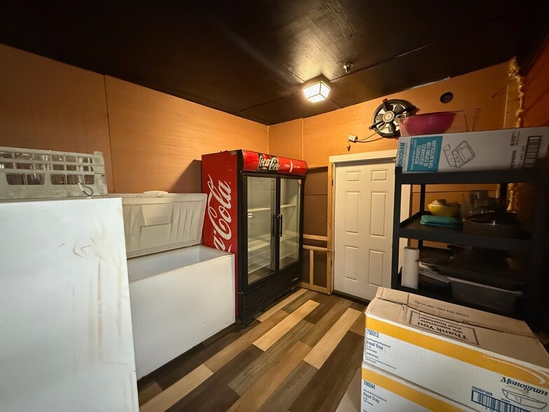 More Photos Of 11186 AL Highway 51, Opelika Storefront For Sale