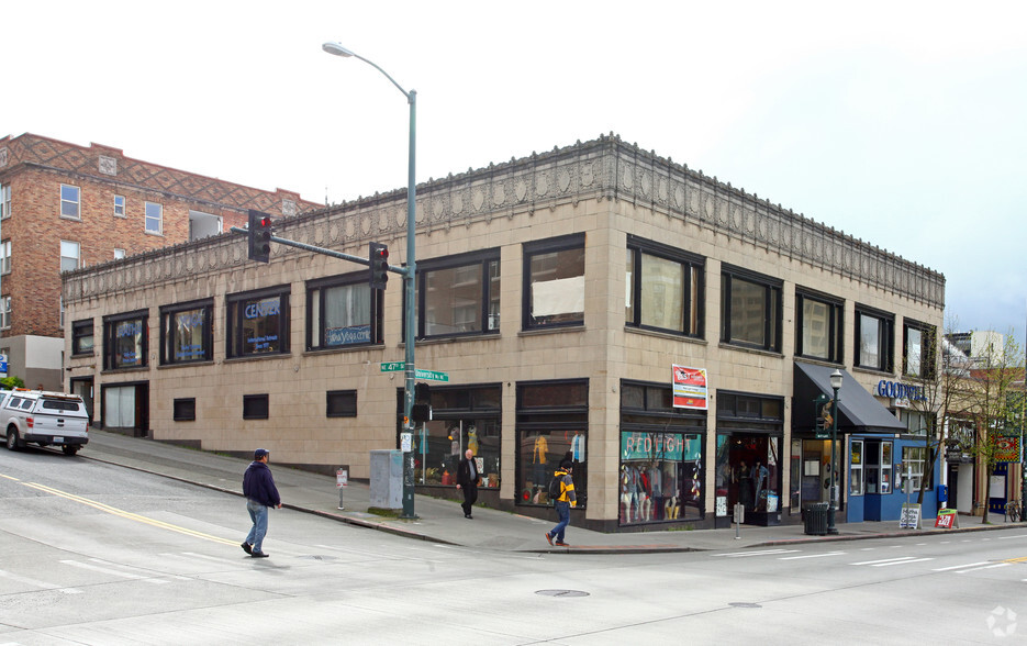 Primary Photo Of 4552-4560 University Way NE, Seattle Storefront Retail Office For Lease