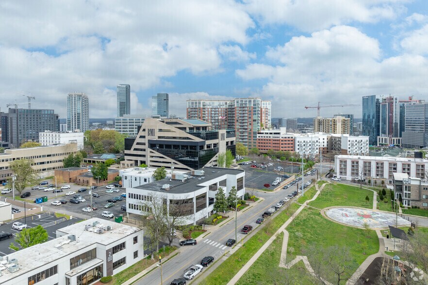 More Photos Of 1 Music Cir N, Nashville Coworking Space