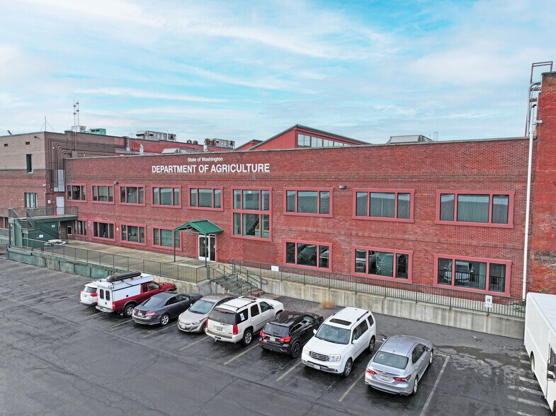 More Photos Of 21 N 1st Ave, Yakima Office For Sale