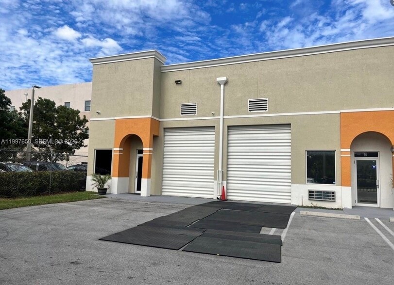 More Photos Of 14911 SW 137th St, Miami Warehouse For Sale