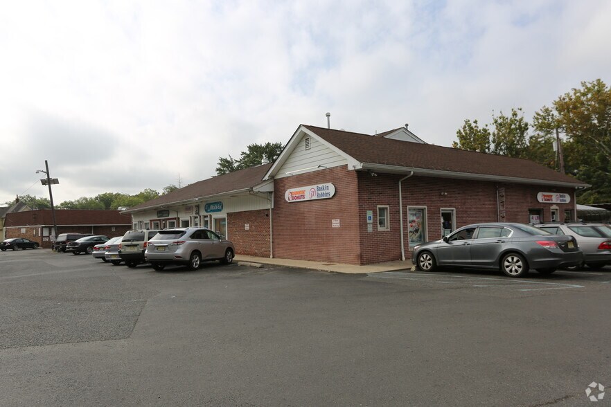 More Photos Of 708-720 Somerset St, Watchung Storefront Retail Office For Sale