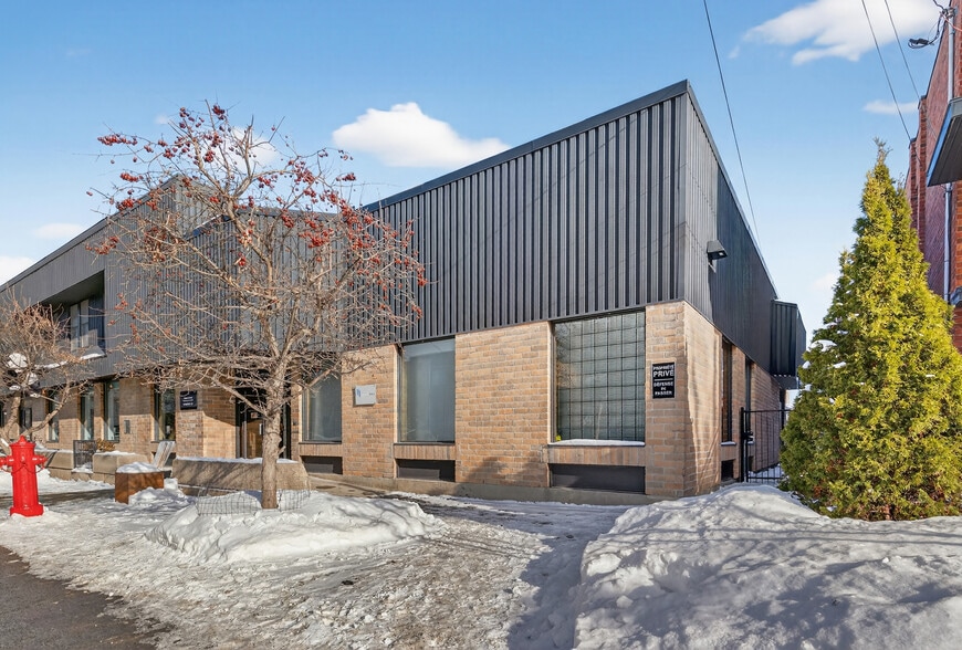 More Photos Of 1558 Rue Viel, Montréal Office For Sale