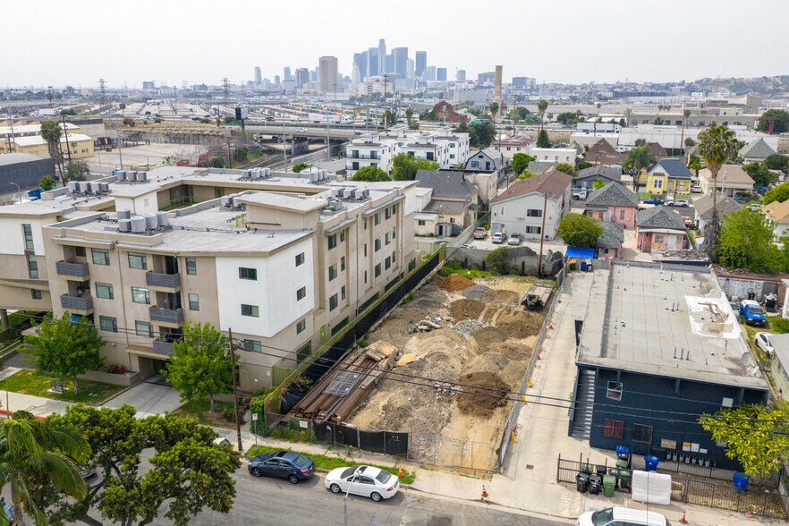 More Photos Of 1817 Sichel St, Los Angeles Land For Sale