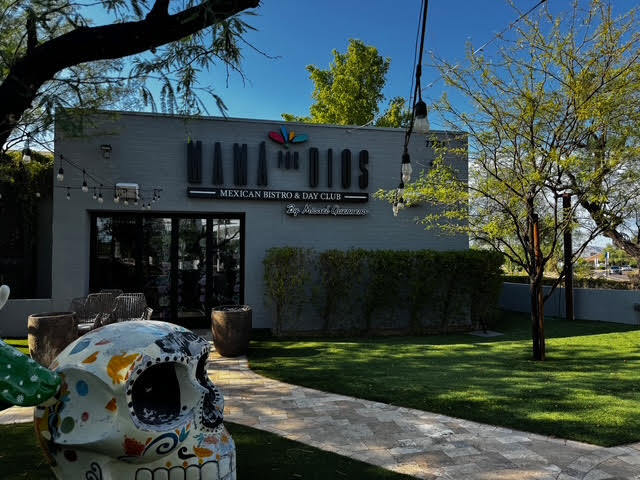 More Photos Of 7301 E Butherus Dr, Scottsdale Restaurant For Lease