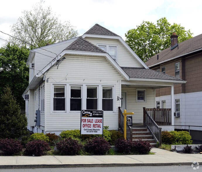 More Photos Of 460 Haledon Ave, Haledon Office Residential For Sale