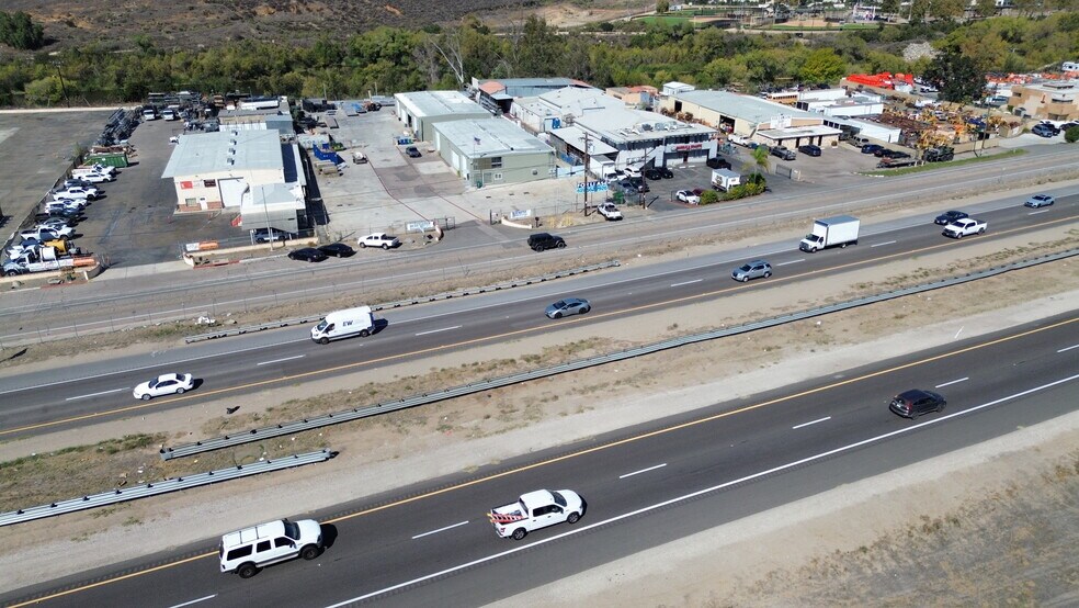 More Photos Of 11440 N Woodside Ave, Santee Service For Lease