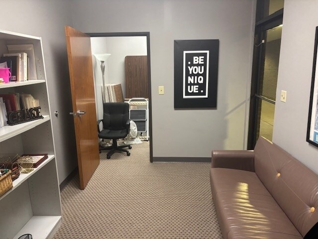 More Photos Of 6314 Rucker Rd, Indianapolis Serviced Offices For Sale