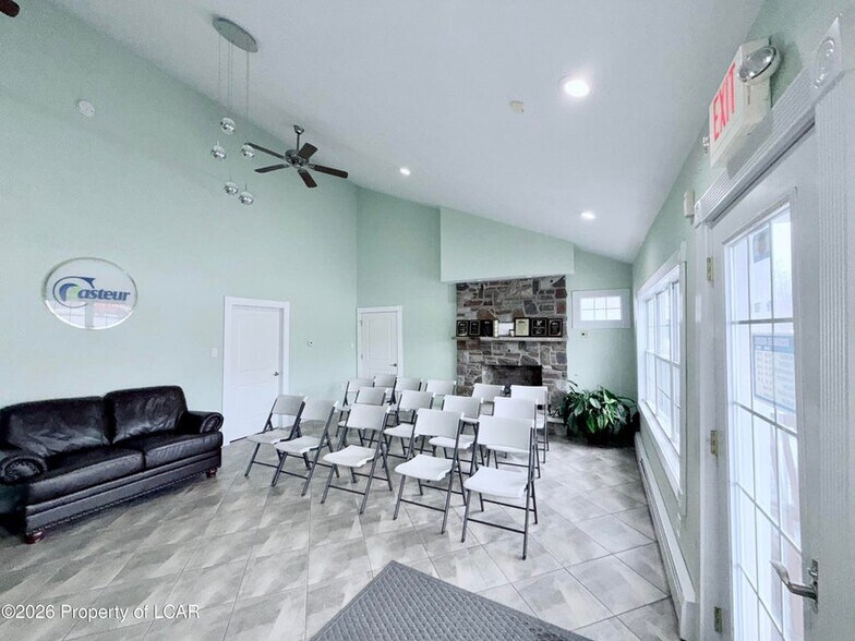 More Photos Of 229 Nicholson Street, Wilkes Barre Office For Lease