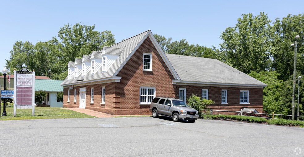 More Photos Of 15885 Kings Hwy, Montross Office For Sale