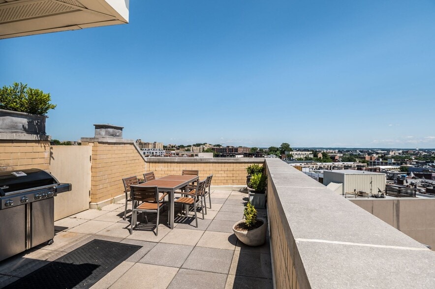 More Photos Of 1836-1840 Columbia Rd NW, Washington Apartments For Lease