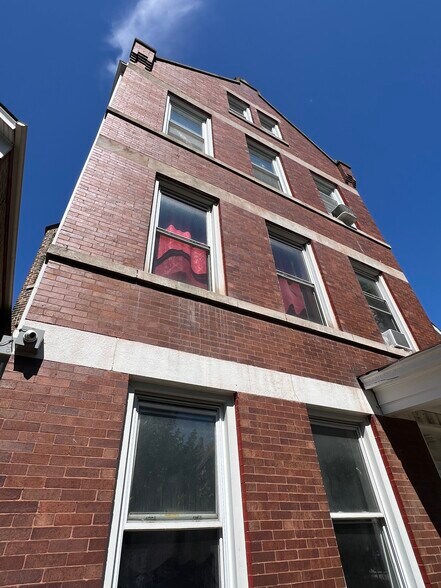 More Photos Of 2318 S Homan Ave, Chicago Apartments For Sale