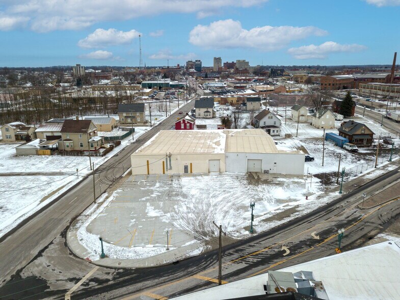 More Photos Of 219 Navarre Rd SW, Canton Warehouse For Sale