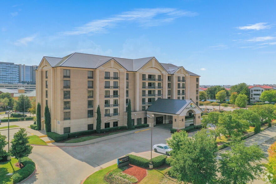 More Photos Of 5455 Green Park Dr, Irving Hotel For Sale