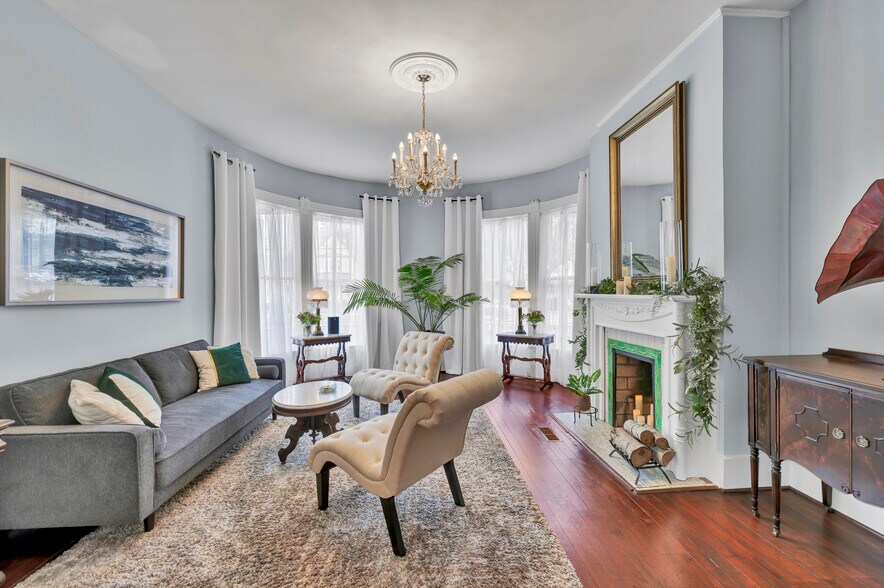 More Photos Of 412 S 3rd St, Wilmington Hospitality For Sale