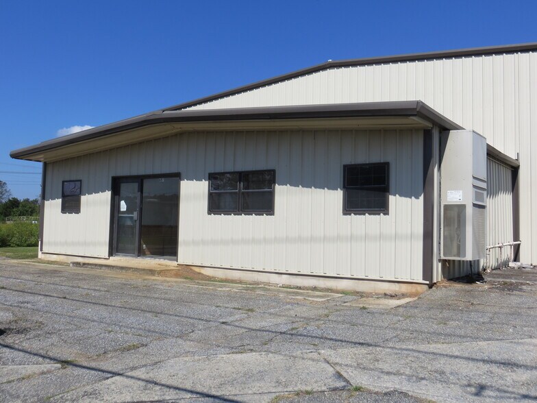 More Photos Of 632 Campbell St, Thomasville Manufacturing For Sale