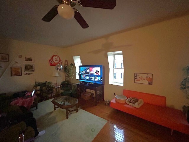 More Photos Of 89 Columbia St, Albany Apartments For Sale